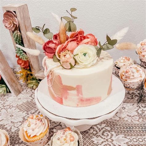 Halelife bakery - Nobody wants to feel left out on their special day and we'll make sure that doesn't happen ️ We make the BEST gluten-free and vegan cakes in Florida and...